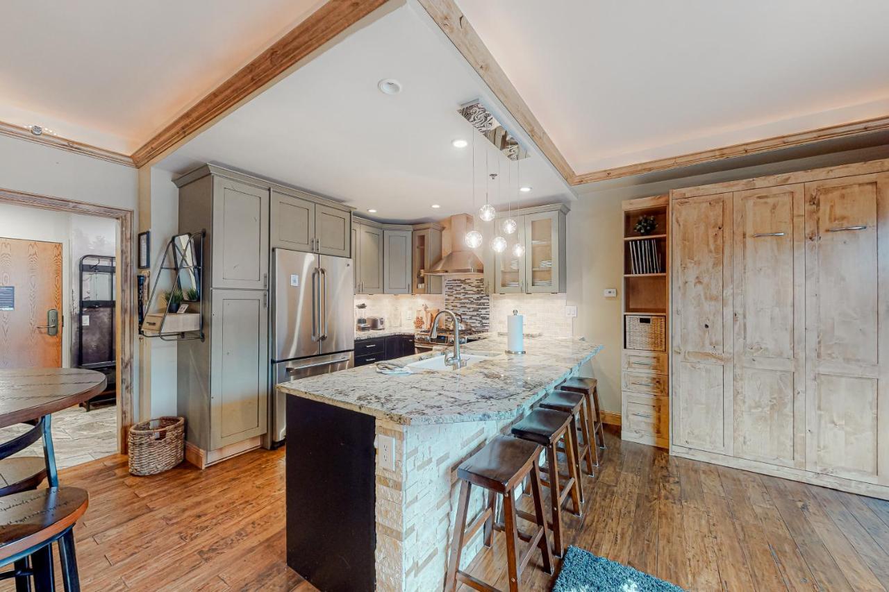 Telemark Copper Mountain Room photo